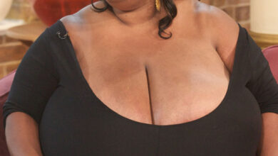 The Black Woman Who has the Biggest Boobs in the World