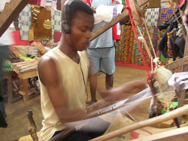 Kente: The Luxe cloth of Ghana – arhinarmah